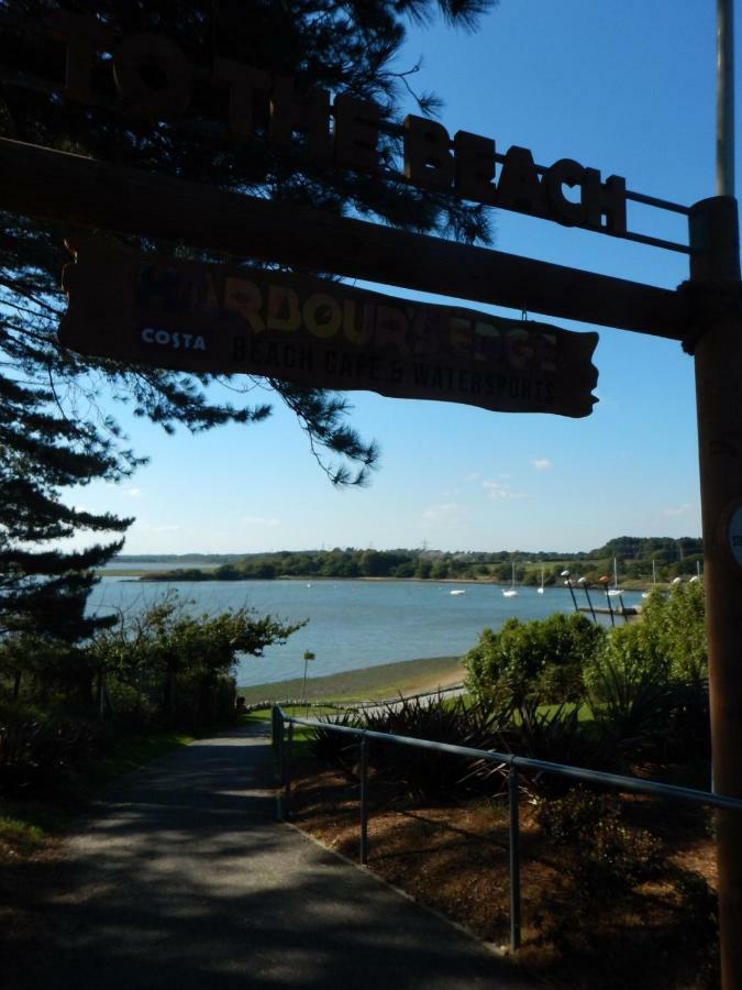 Готель Pine Ridge 59 Rockley Park Poole With Sea View Sleeps Six Екстер'єр фото